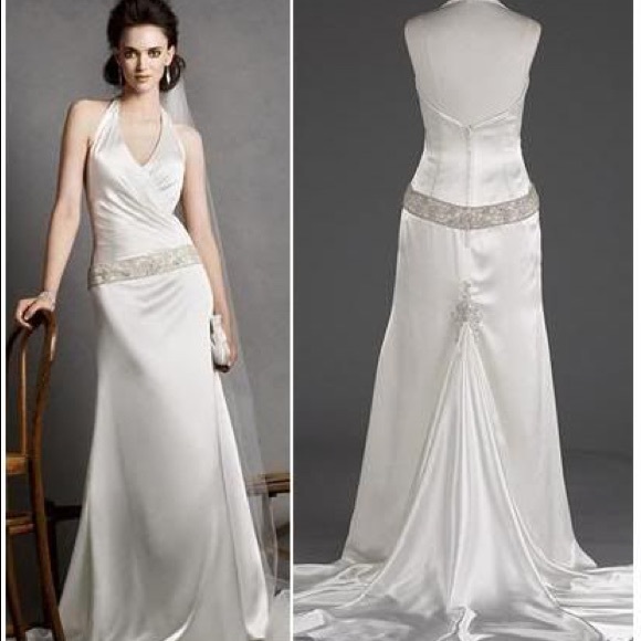 David's Bridal Dresses & Skirts - 💥 must go💥 Galina signature wedding gown. Ivory.